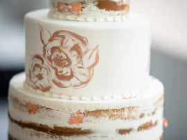 Bizcocho con azúcar por encima