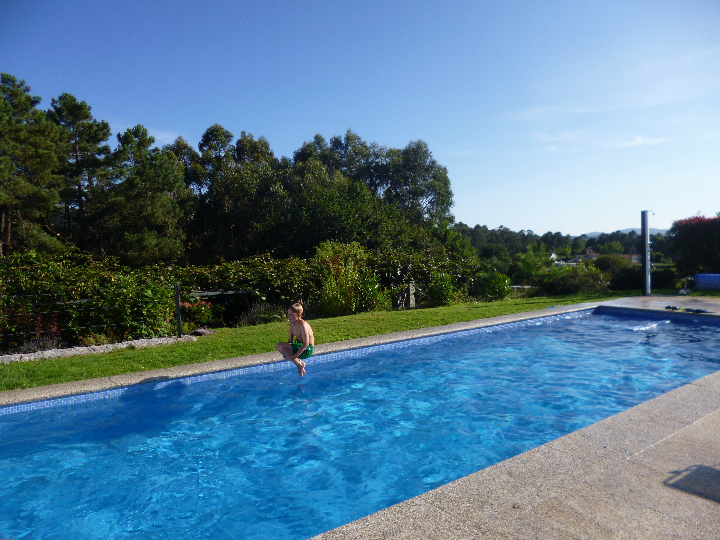 analisis de ofertas liquidacion de piscinas por cierre