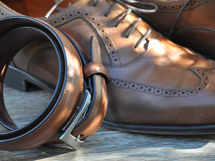 analisis detallado de los zapatos trenzados para hombre iestilo y sofisticacion en cada paso