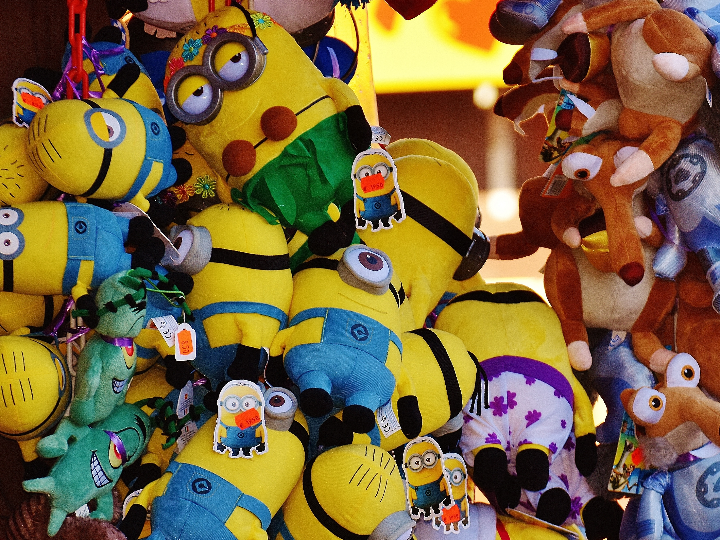 analisis y comparativa de juguetes el minion obrero idiversion garantizada