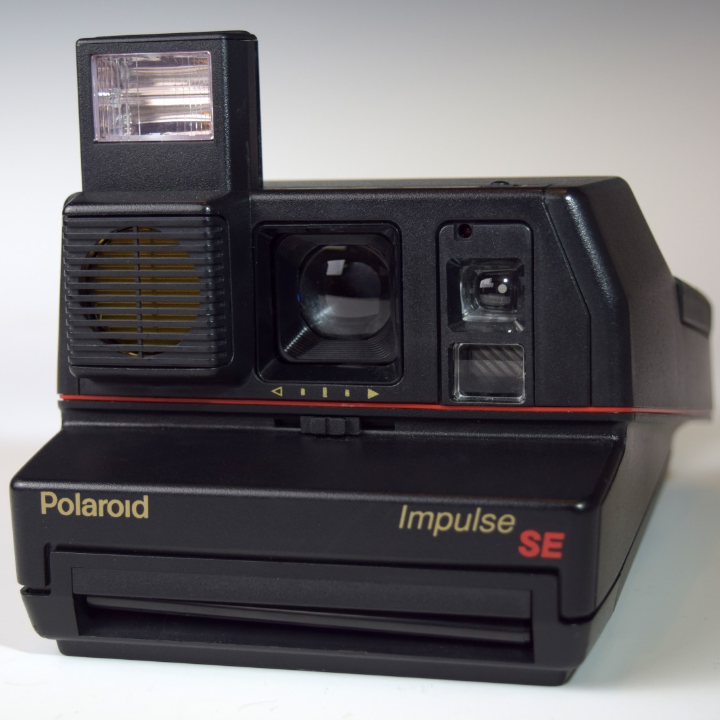 analisis y comparativa ventajas de la camara polaroid sx 70 en el mundo de los juguetes