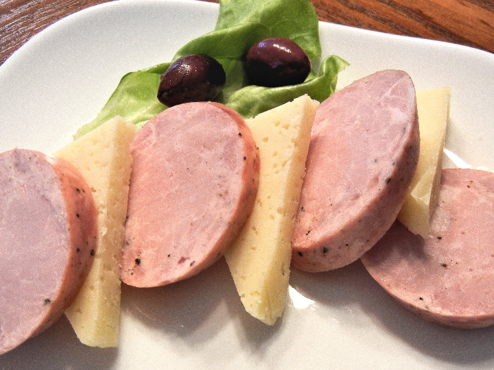 el queso jarlsberg mas calcio y menos grasa