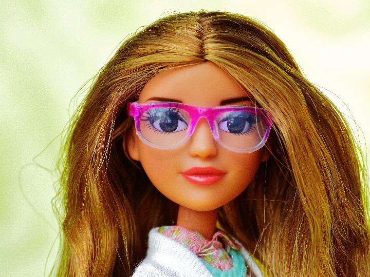 muneca asiatica con gafas y pelele 38 cm miniland dolls