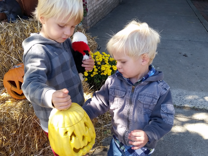 personaliza tu disfraz de halloween con el tatuaje cara catrina 30x14cm
