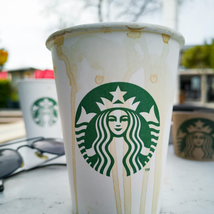 starbucks ibiza traducciones increibles que te haran partirte de risa