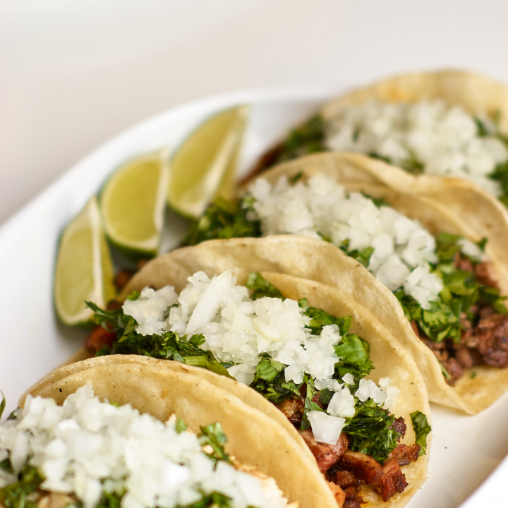tacos de chili con carne